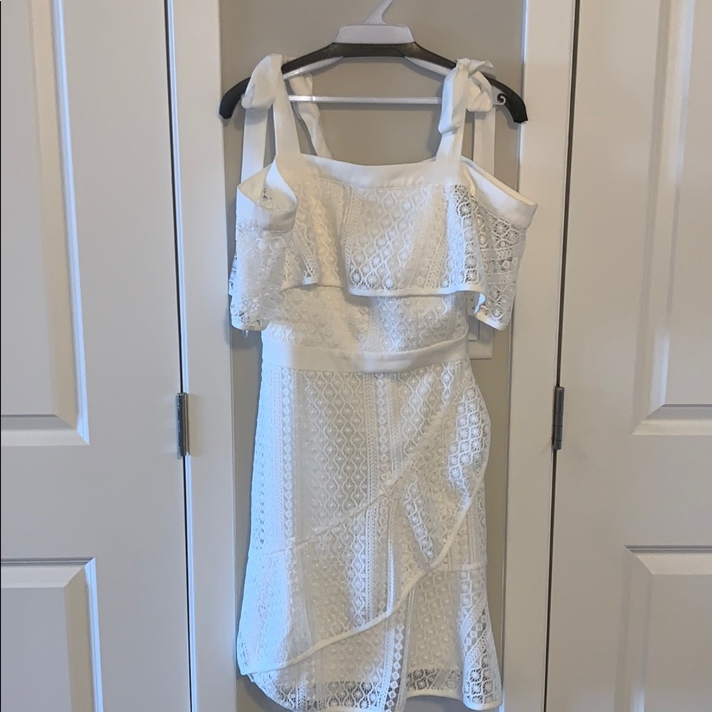Off shoulder lace dress